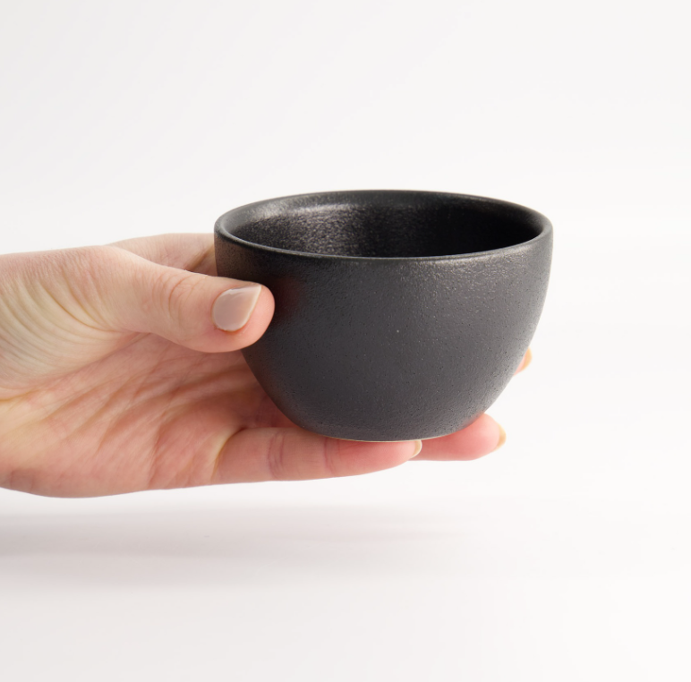 Tasse à thé yuzu noire - Tokyo Design Studio