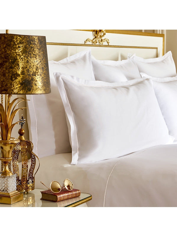 LOT H.COUETTE +TAIES PALACE BOURDON BLANC
