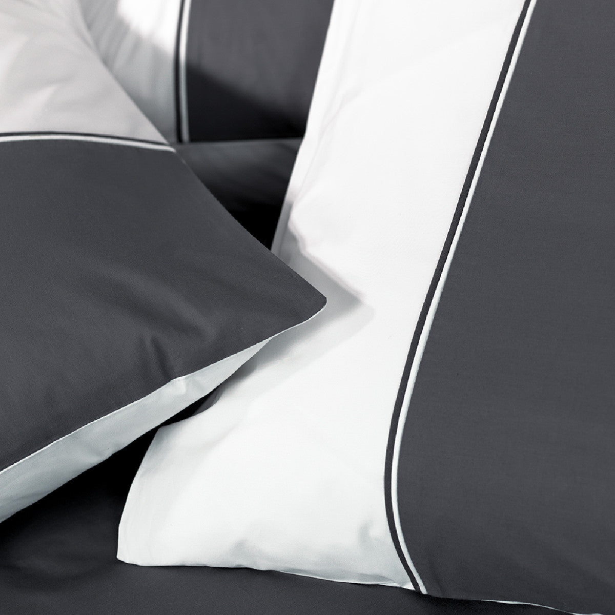Housse de Couette Capri ardoise blanc - Garnier-Thiebaut
