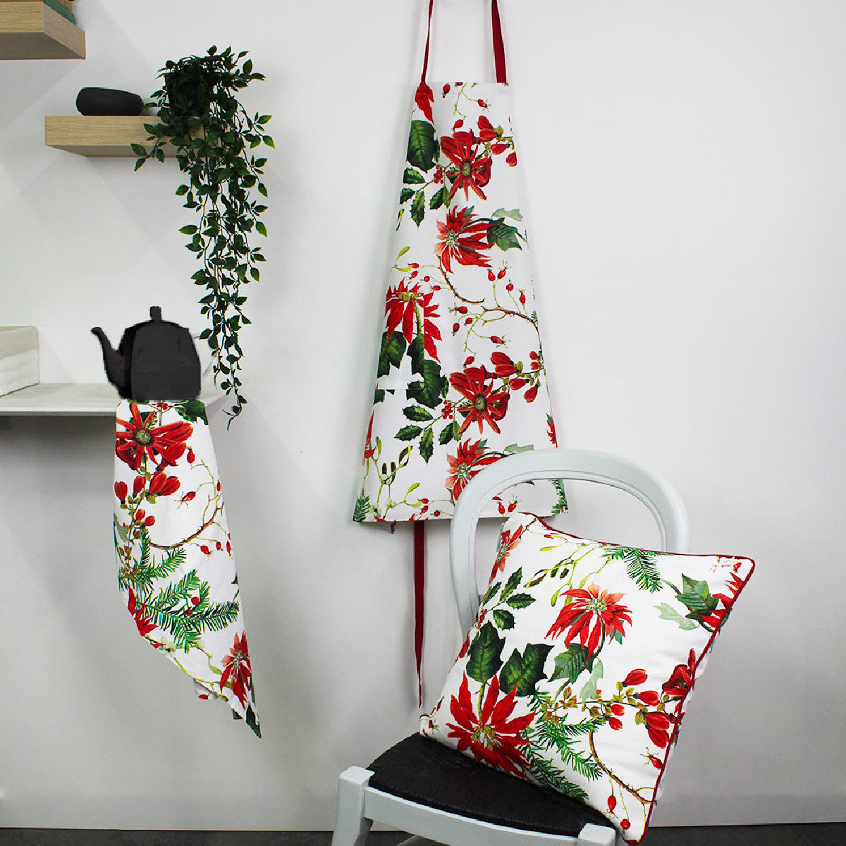 Torchon Mille Poinsettias blanc - Garnier-Thiebaut