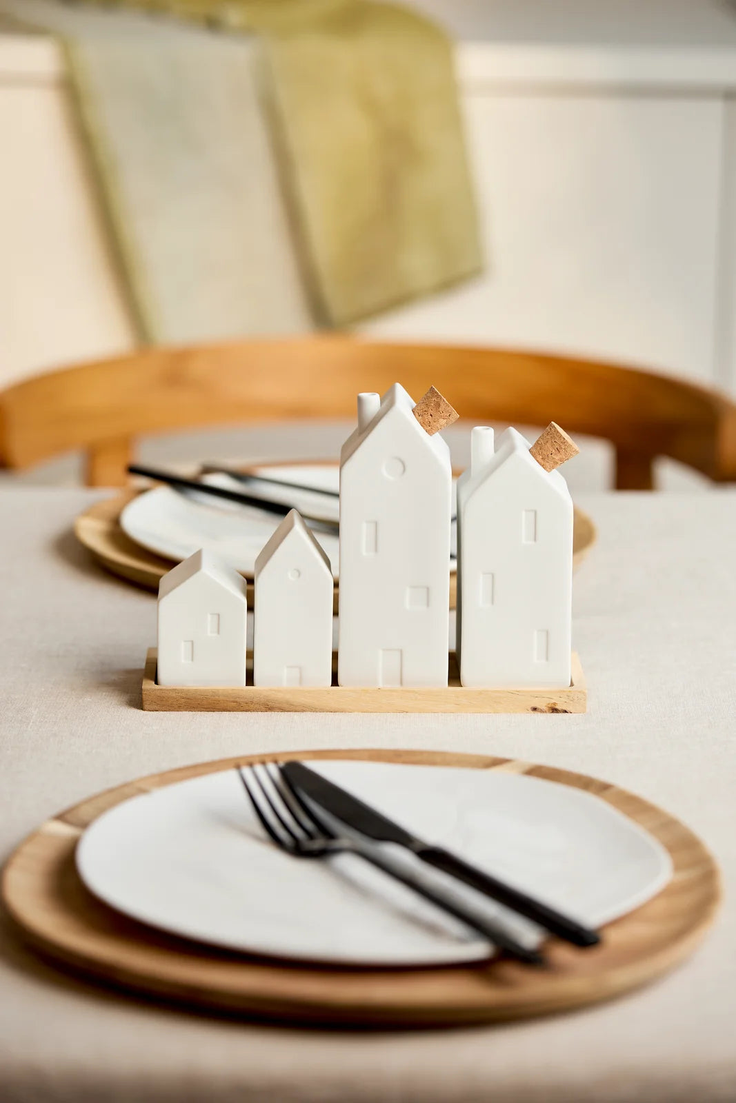 Ménagère maisons sel poivre huile Räder porcelaine blanche
