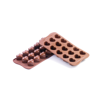 Moule Monamour Easy Choc Silikomart à 15 cavités cœur, vu seul