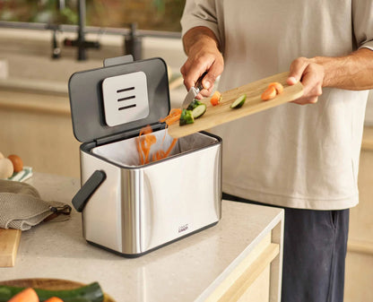 Composteur de Cuisine Inox 4L Collect™ - Joseph Joseph