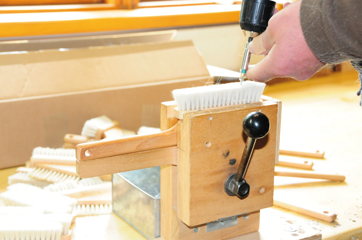 Brosse à ordinateur Redecker en poil de chèvre antistatique