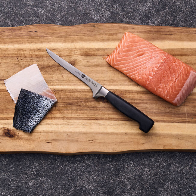 Couteau à désosser four star 140 mm - Zwilling