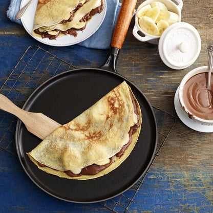 Crêpière avec poignée en bois 28 cm, Fonte, Noir mat - Staub