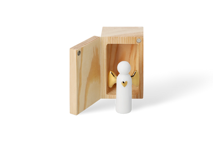 Petit ange compagnon en coffret Räder porcelaine