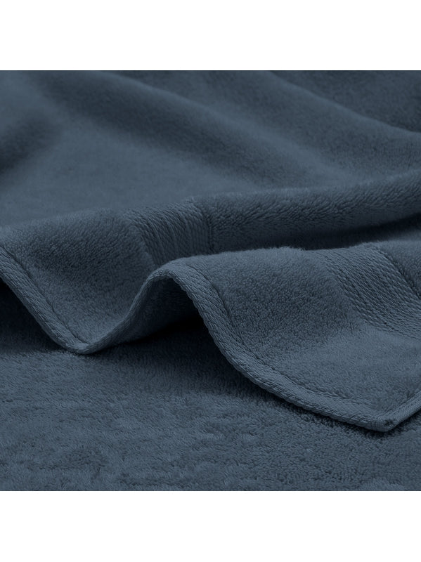 Carré de bain 30x30 en coton bleu ardoise avec œillet métallique