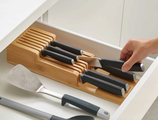 Range-couteaux en bambou à 2 niveaux DrawerStore™ - Joseph Joseph