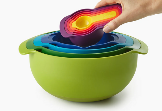 Set Compact de 9 Bols Mélangeurs Empilables en Multicolore Nest™ 9 Plus - Joseph Joseph