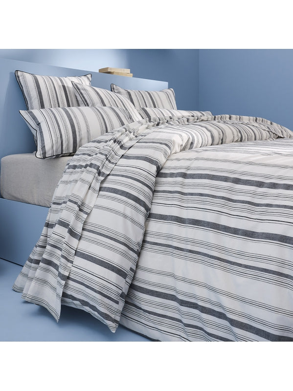 LOT H.COUETTE +TAIES PORTLAND GRANIT