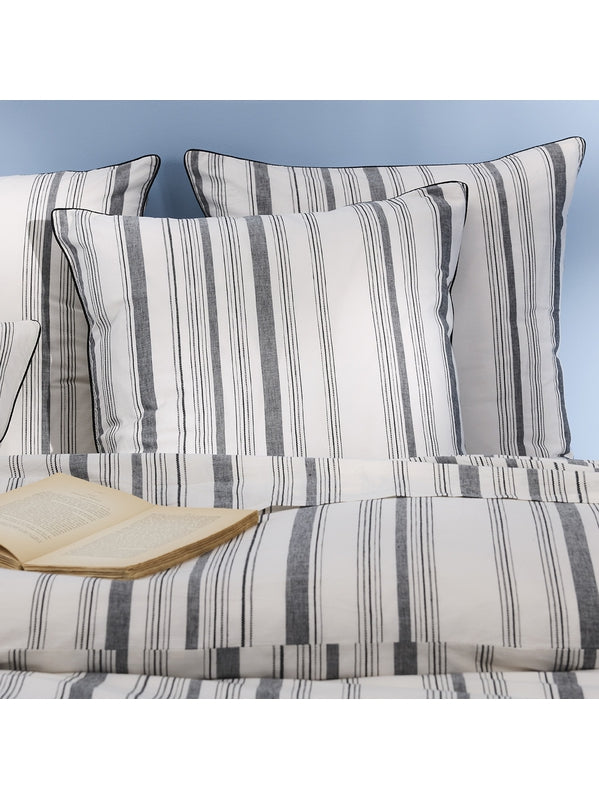 LOT H.COUETTE +TAIES PORTLAND GRANIT