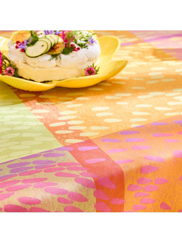 Rouleau de toile enduite mille sources berlingot rose 180x2000 cm