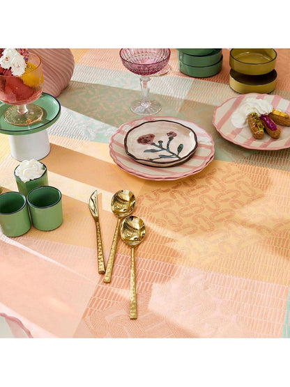 Nappe sur mesure en coton rose motif Mille Empreintes pastel, finition soignée