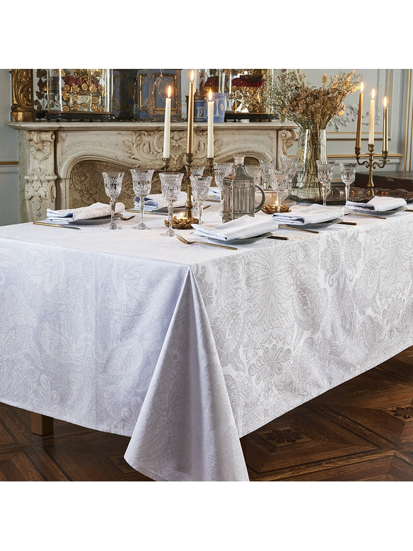 Nappe carrée blanche en coton 89x89 avec ourlets standards 15 mm