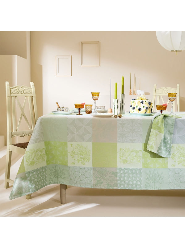Tissu au mètre vert Mille Parfums Verde en coton, idéal pour nappe sur mesure