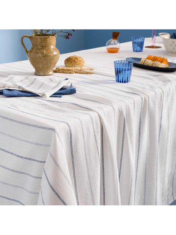 Nappe Rimini Blu en coton lavé blanc 160x160 à l'aspect légèrement froissé