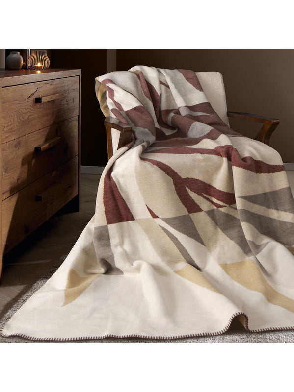 PLAID VERSUS TERRE