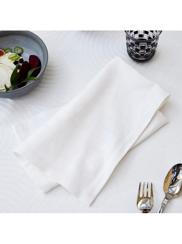 Serviette de table blanche 48x48 cm en coton avec finitions soignées
