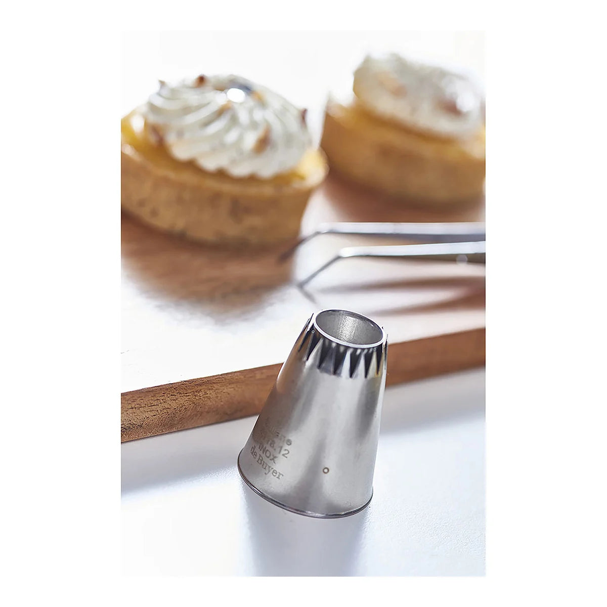 Douille sultane cannelée en inox H.4,5cm cône rasant - De Buyer