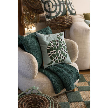 Coussin brodé Yoka - Maison Vivaraise