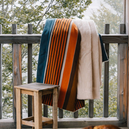 Plaid biface Artiga Bats - rayures pétrole, chocolat, orange et caramel