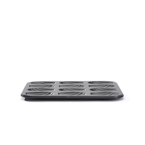 Plaque 12 madeleines acier antiadhésif 7x4x1,5cm - De Buyer