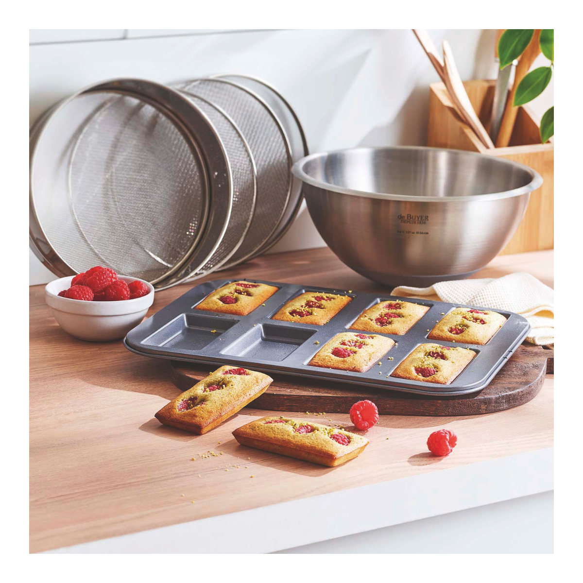 Plaque 8 financiers acier antiadhésif 10x5,5x1,9cm - De Buyer